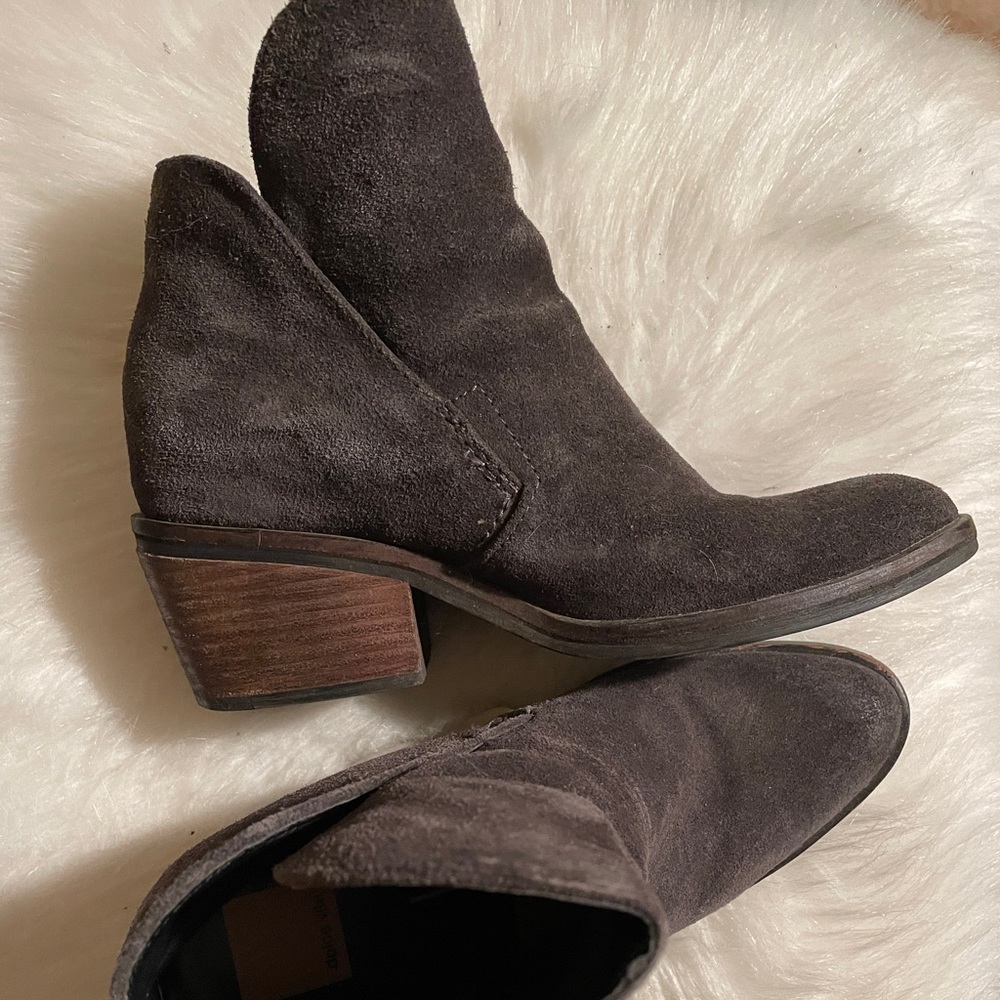 Dolce Vita Booties size 7